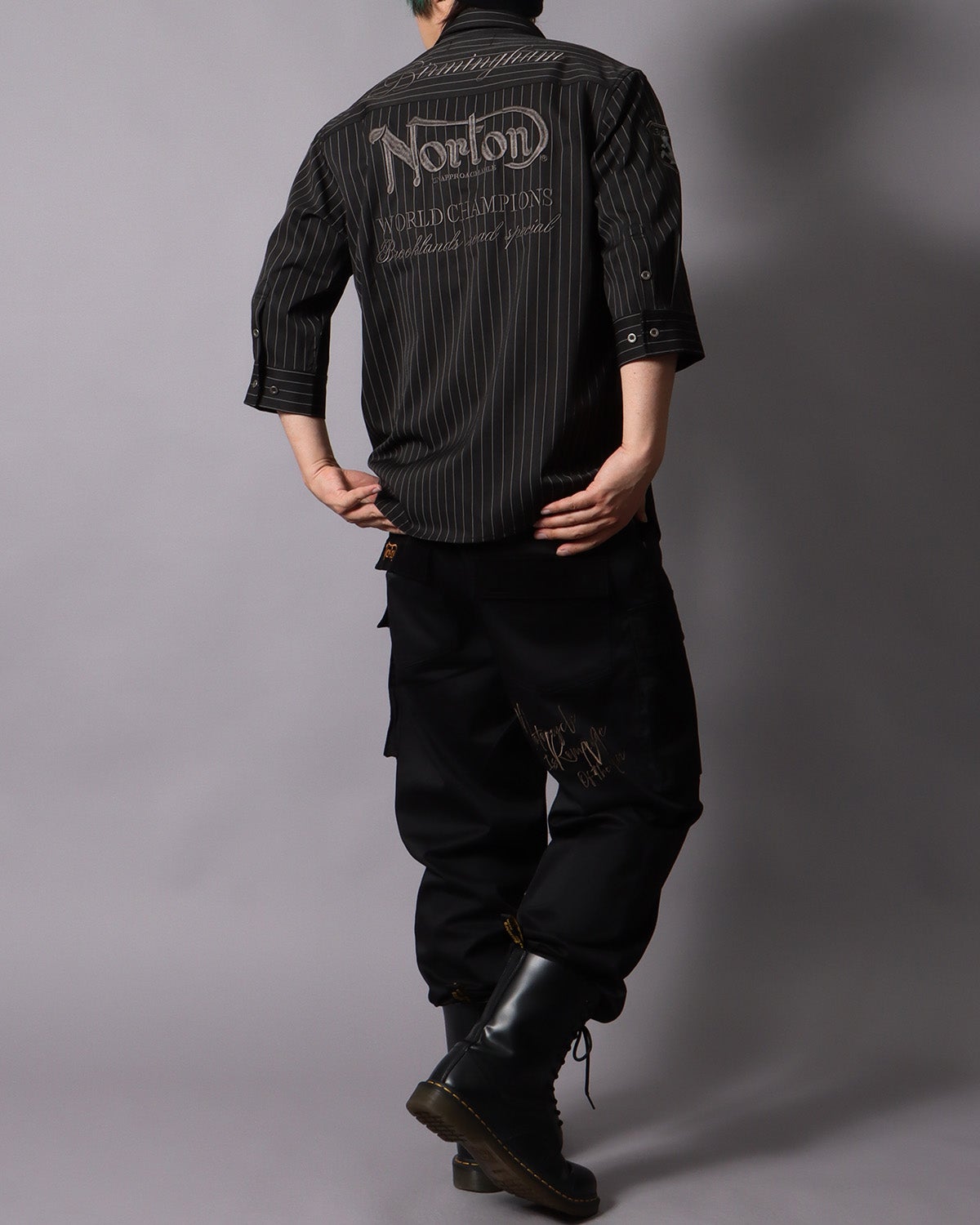 ブラック：178cm/75kg(Lサイズ着用）