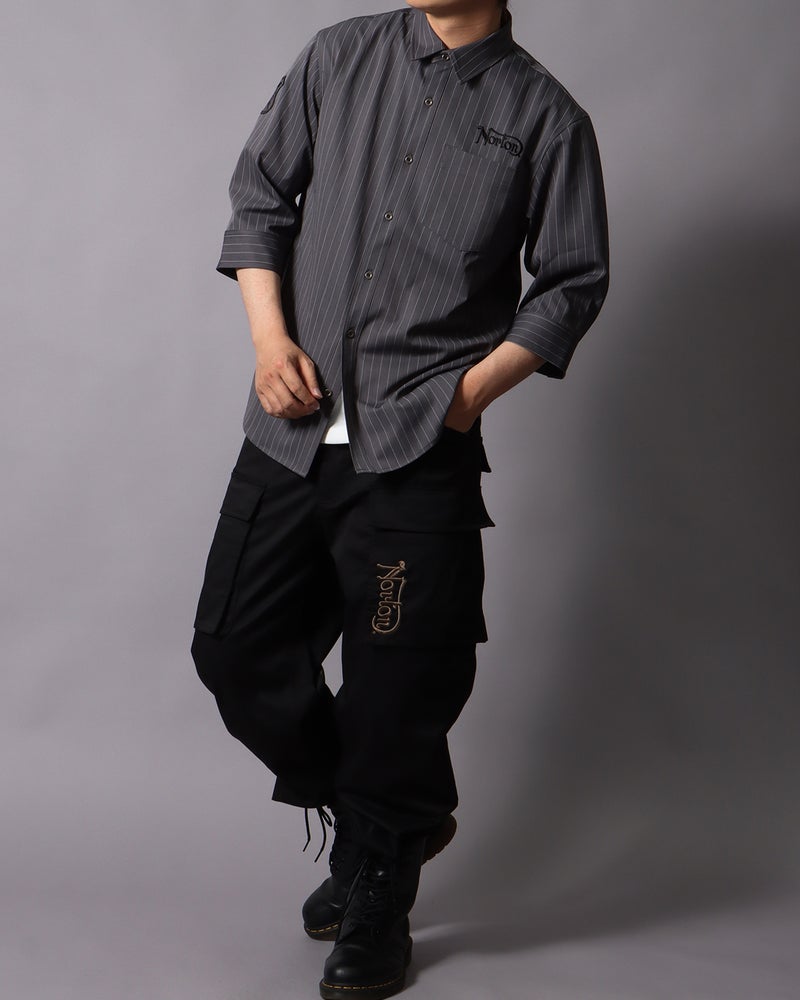 グレー：178cm/75kg(Lサイズ着用）