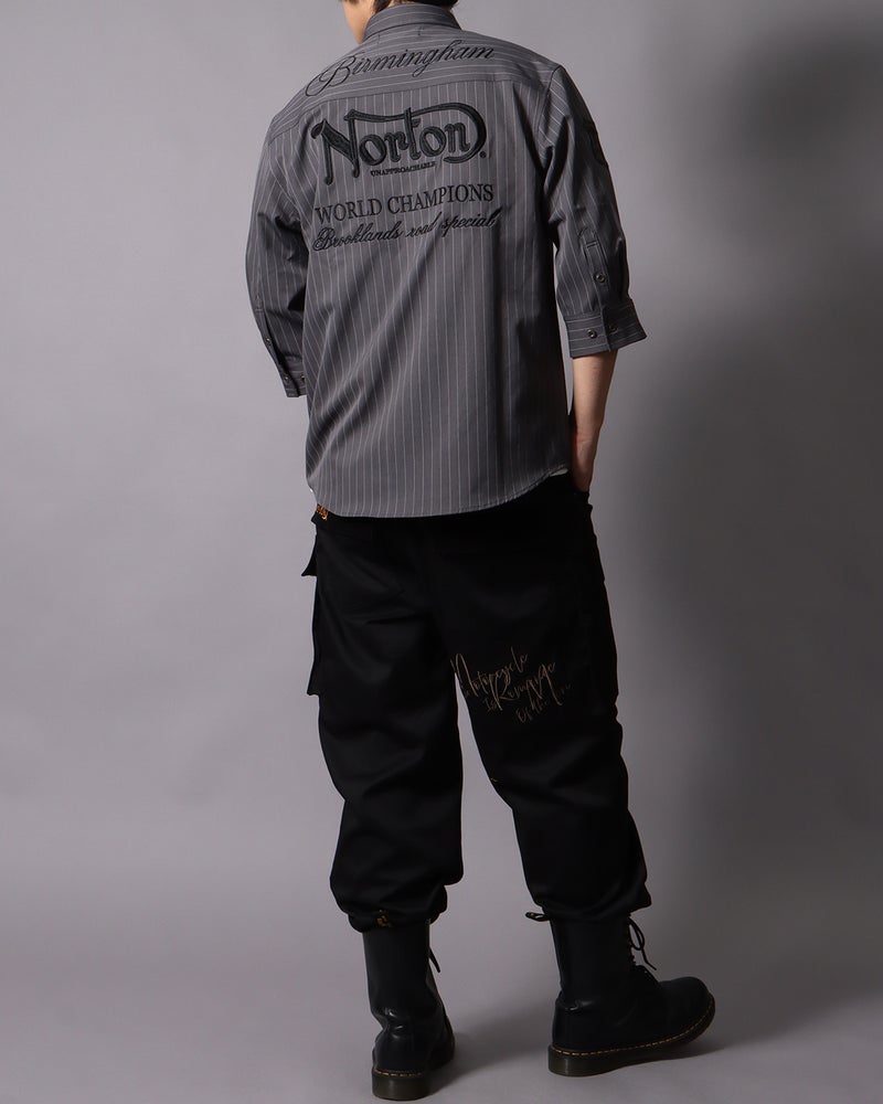 グレー：178cm/75kg(Lサイズ着用）