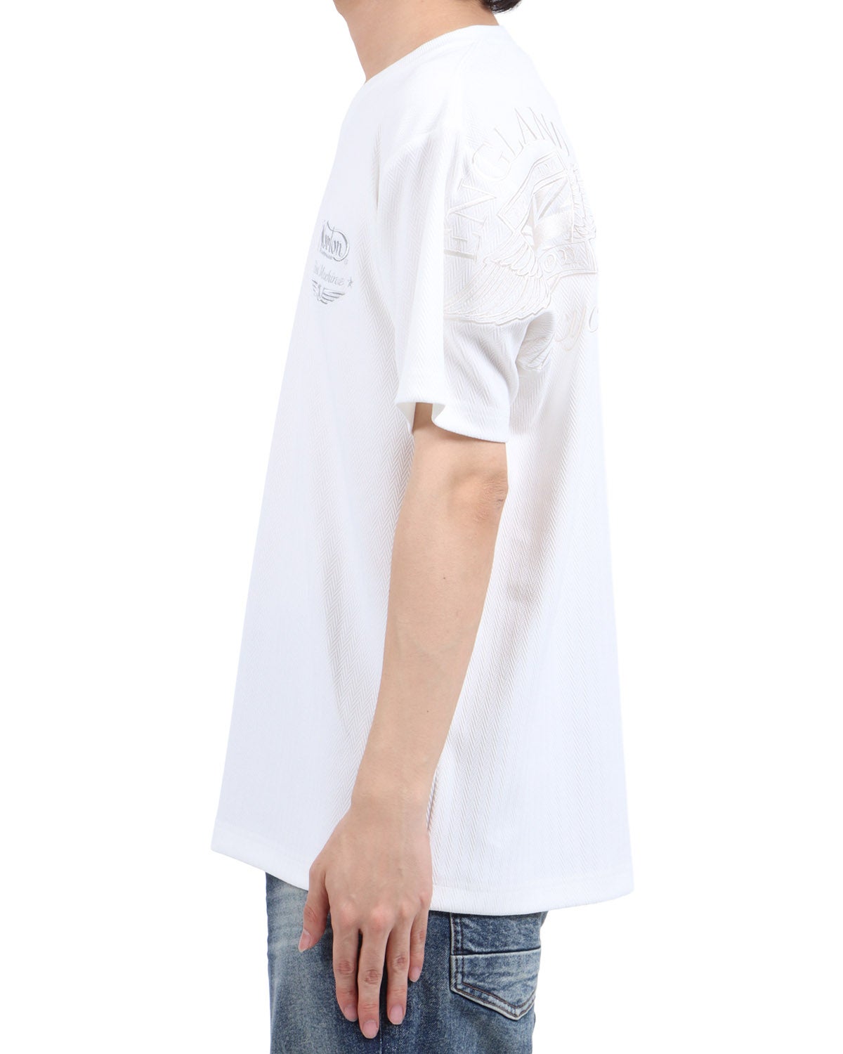 ホワイト：173cm63kg(Lサイズ着用)