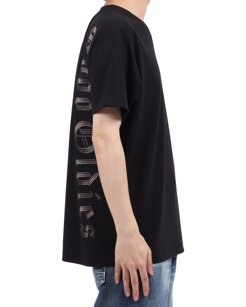 ブラック：173cm63kg(Lサイズ着用)