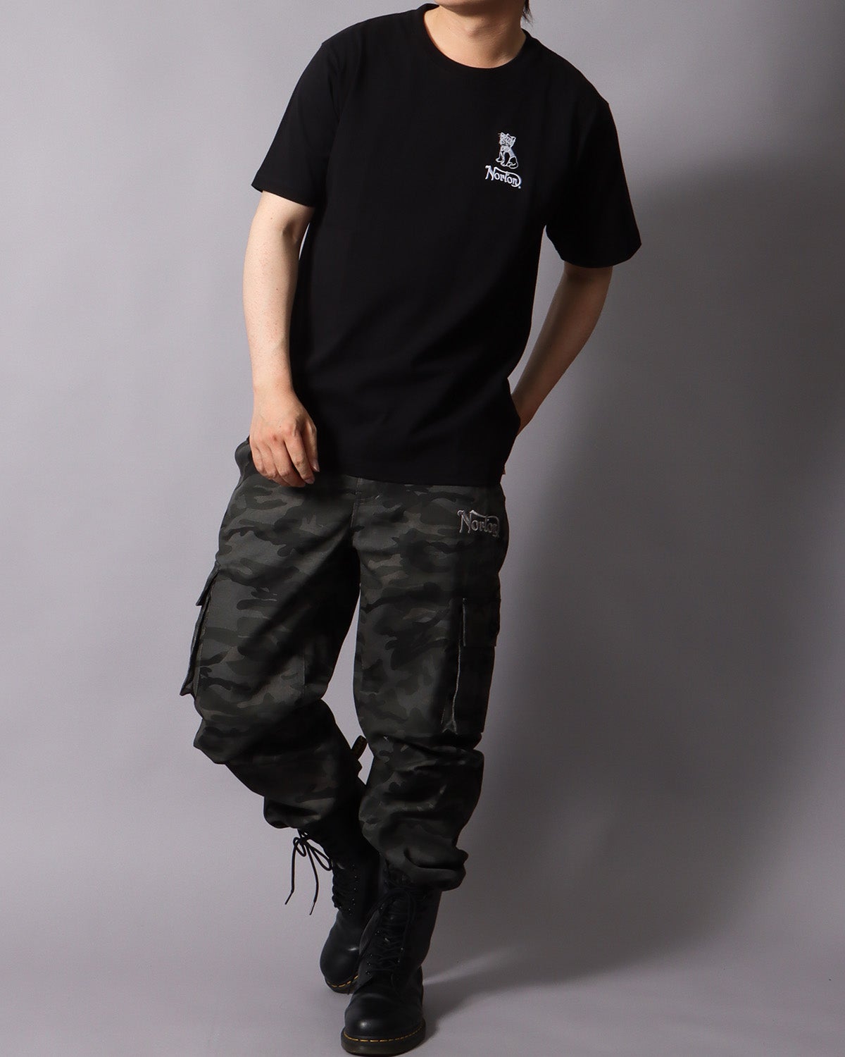 ブラック：178cm/75kg(Lサイズ着用）