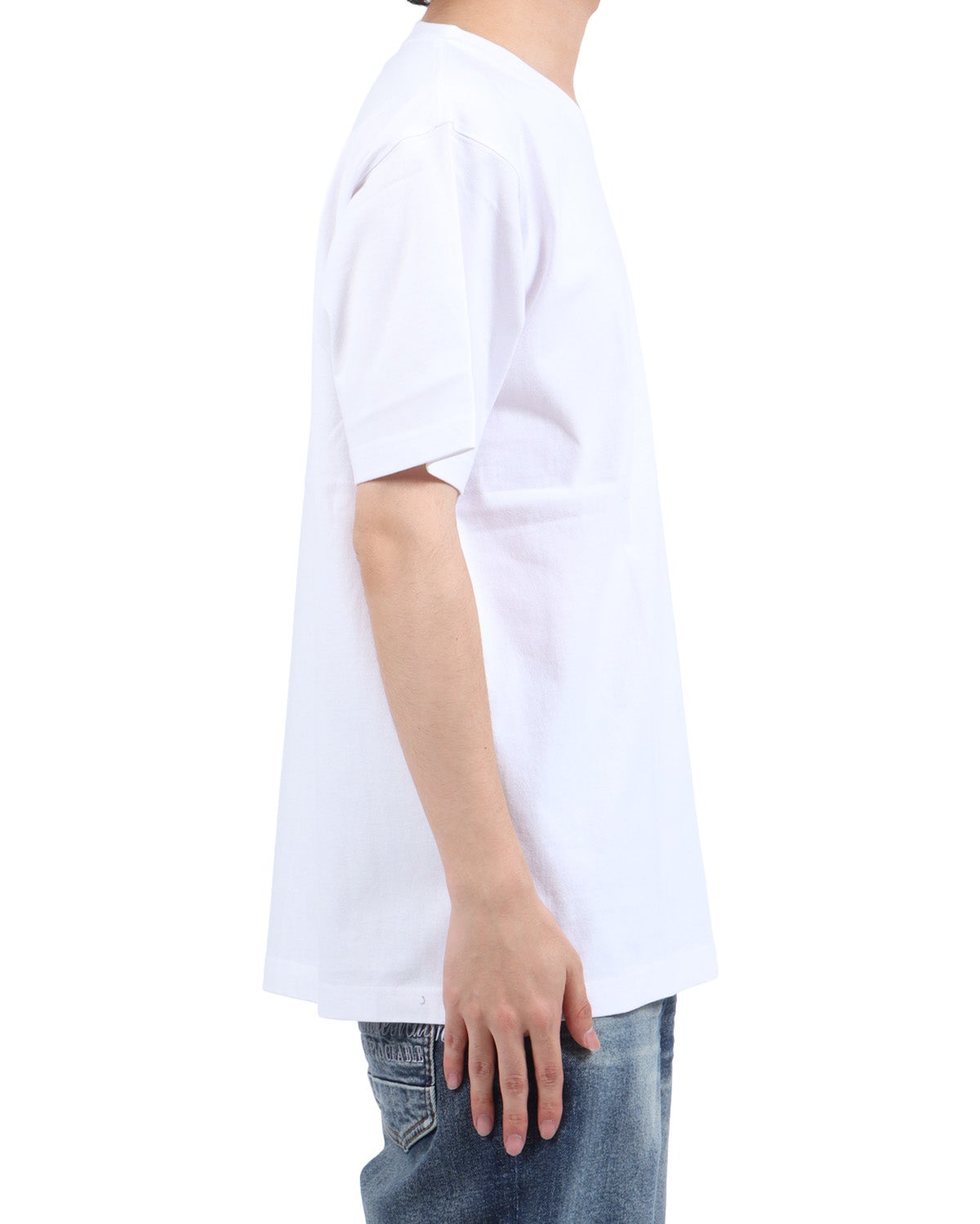 ホワイト：173cm63kg(Lサイズ着用)