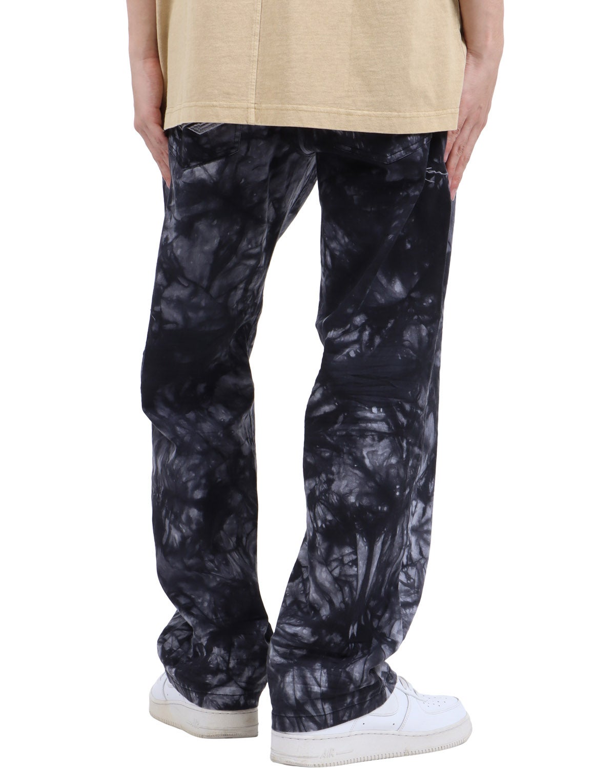 ブラック：173cm63kg(Lサイズ着用)