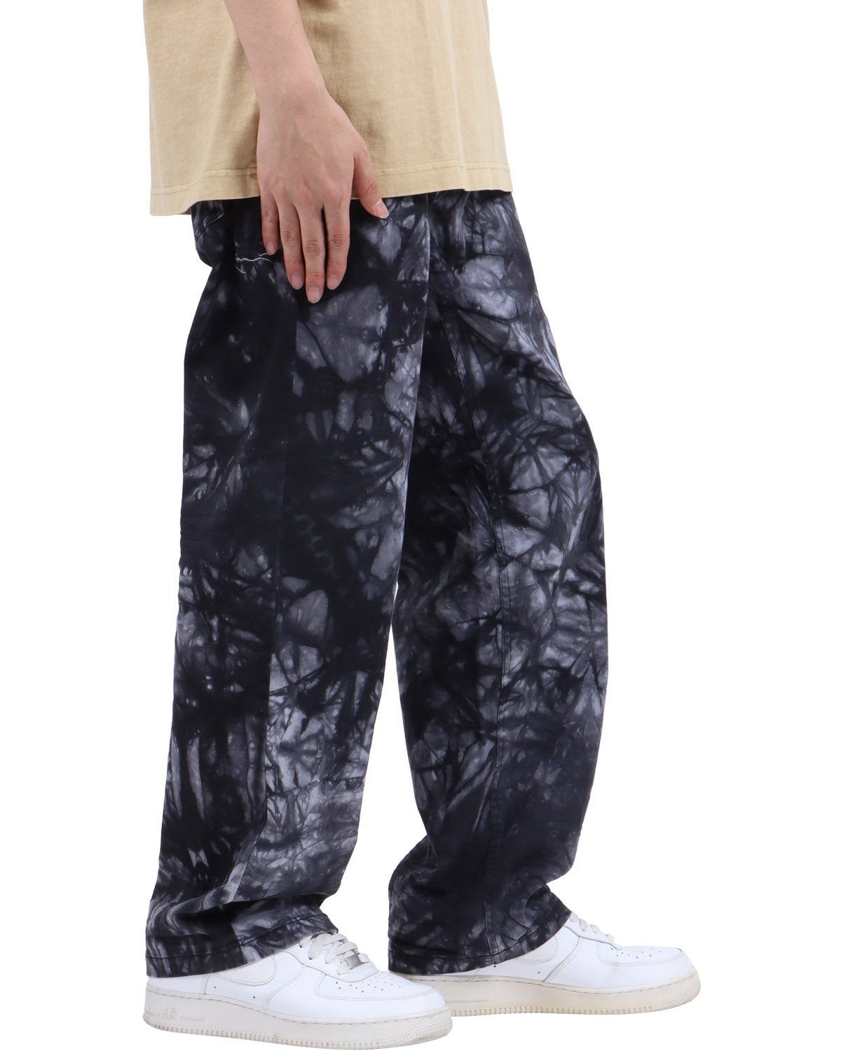 ブラック：173cm63kg(Lサイズ着用)