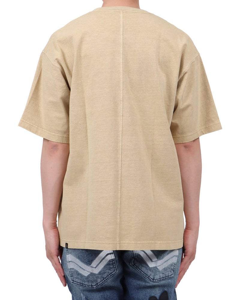 ベージュ：174cm62kg(Lサイズ着用)