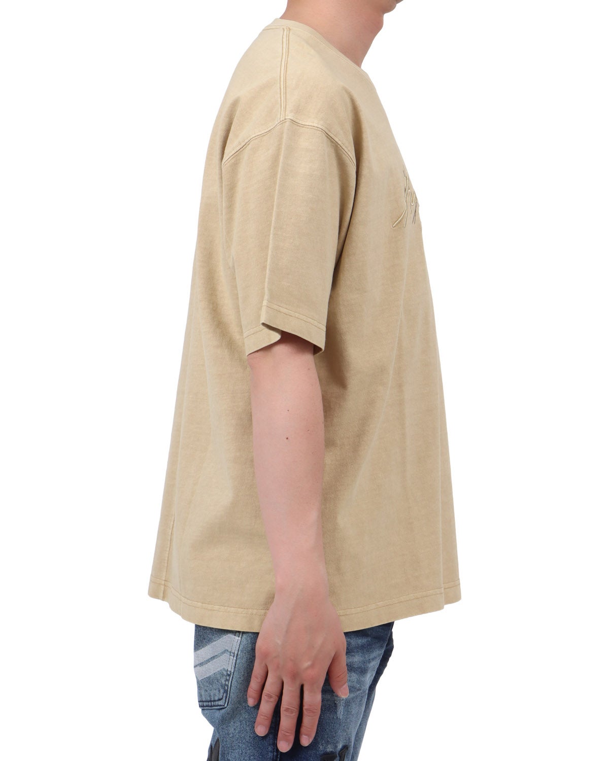 ベージュ：174cm62kg(Lサイズ着用)