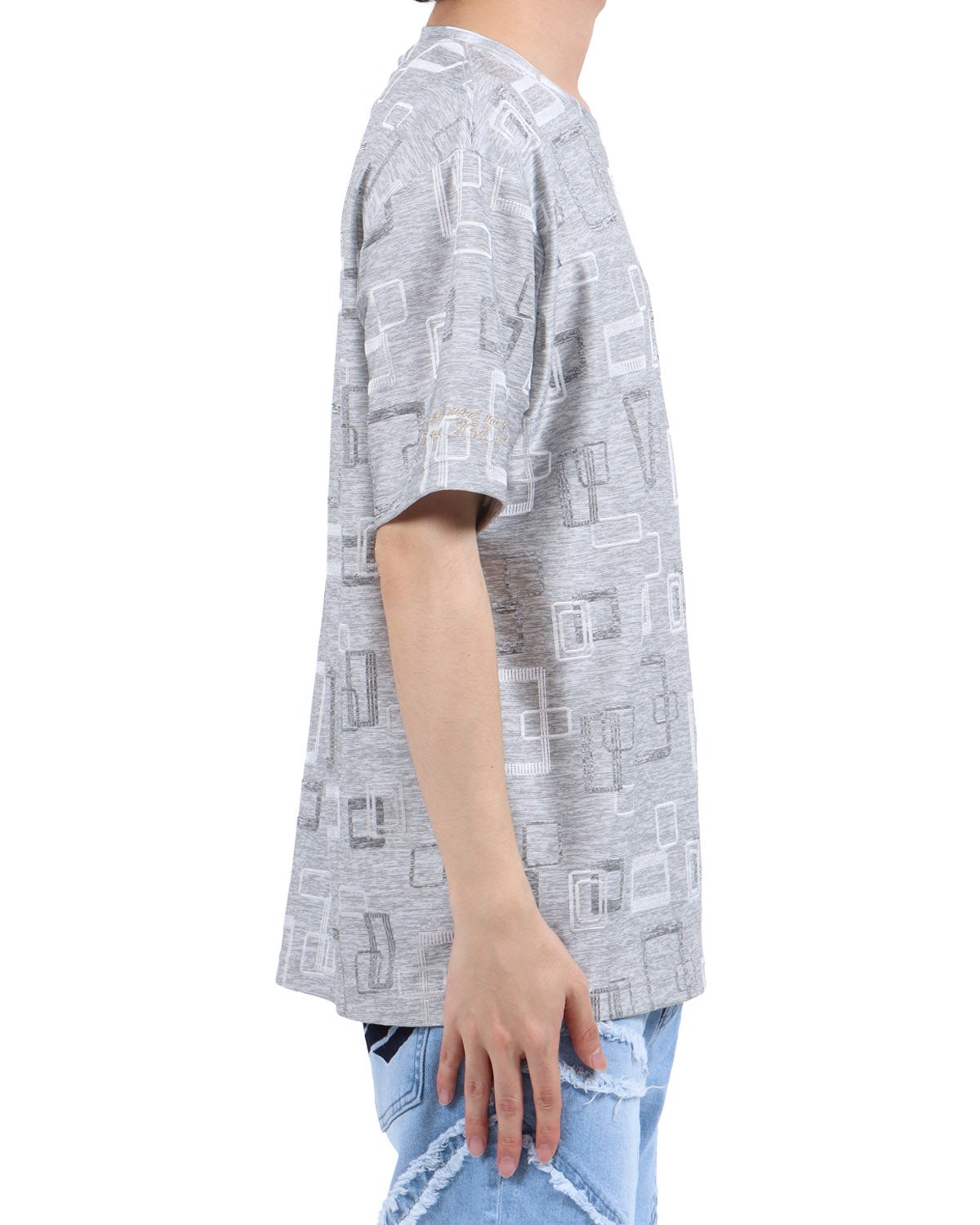 グレー：173cm63kg(Lサイズ着用)