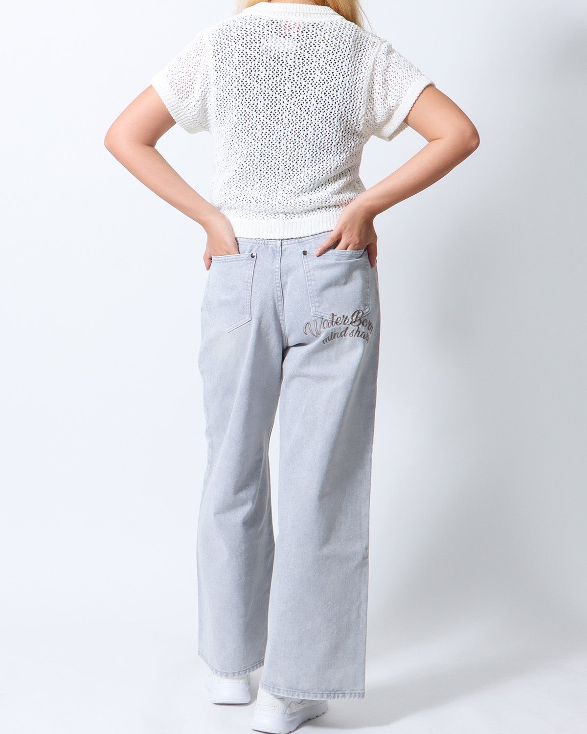 ホワイト：167cm(Mサイズ着用)