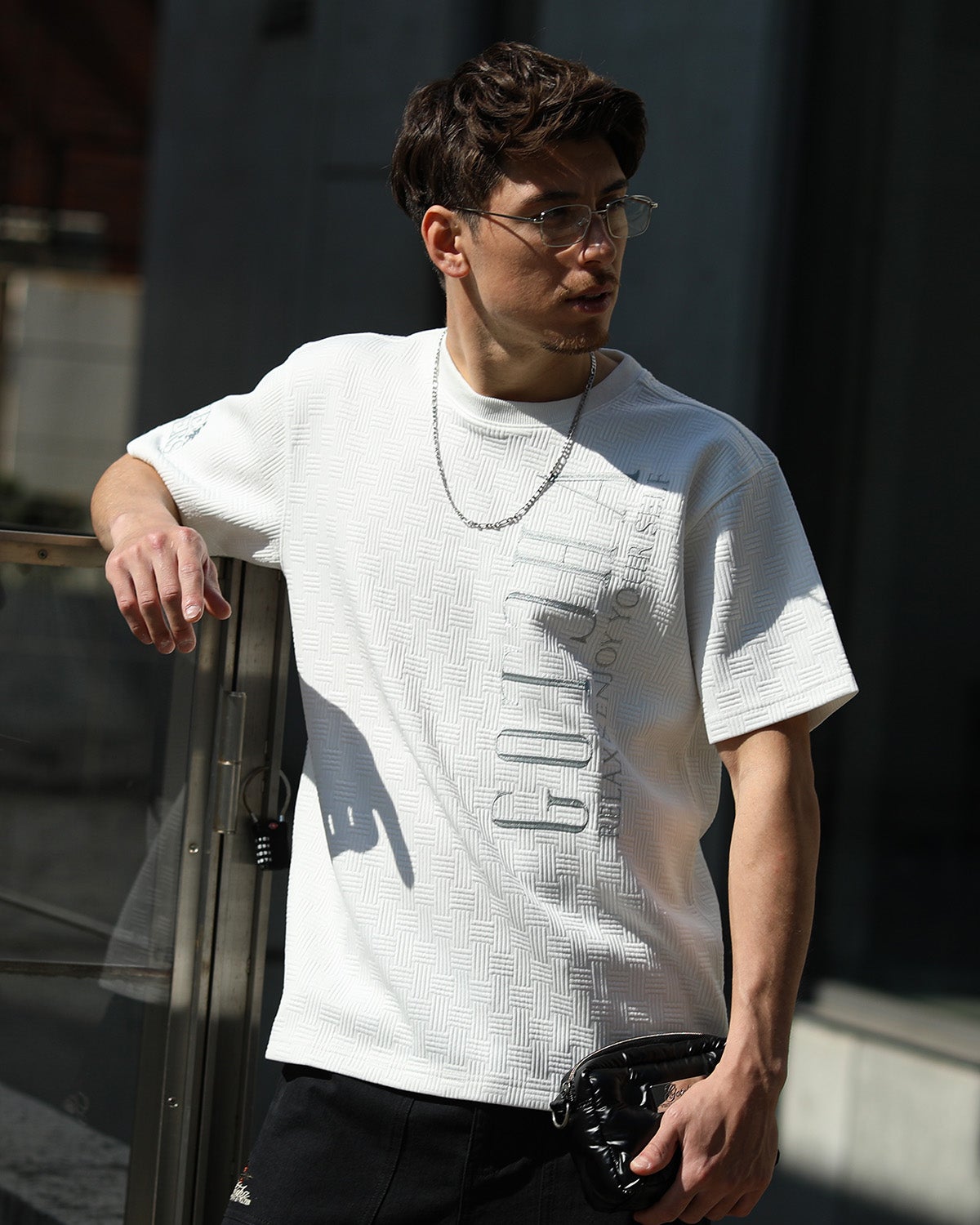 ホワイト：180cm/70kg(Lサイズ着用)