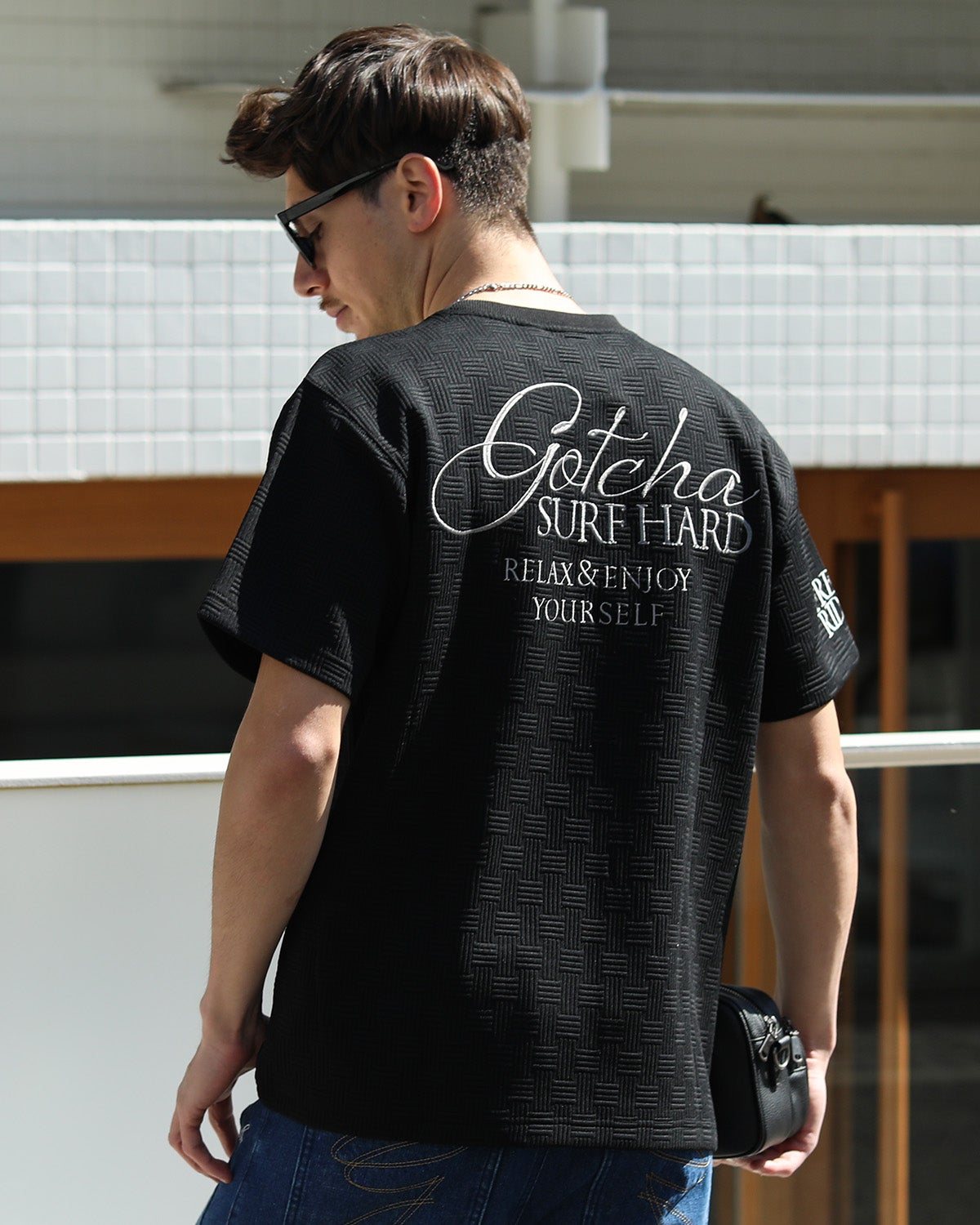 ブラック：180cm/70kg(Lサイズ着用)