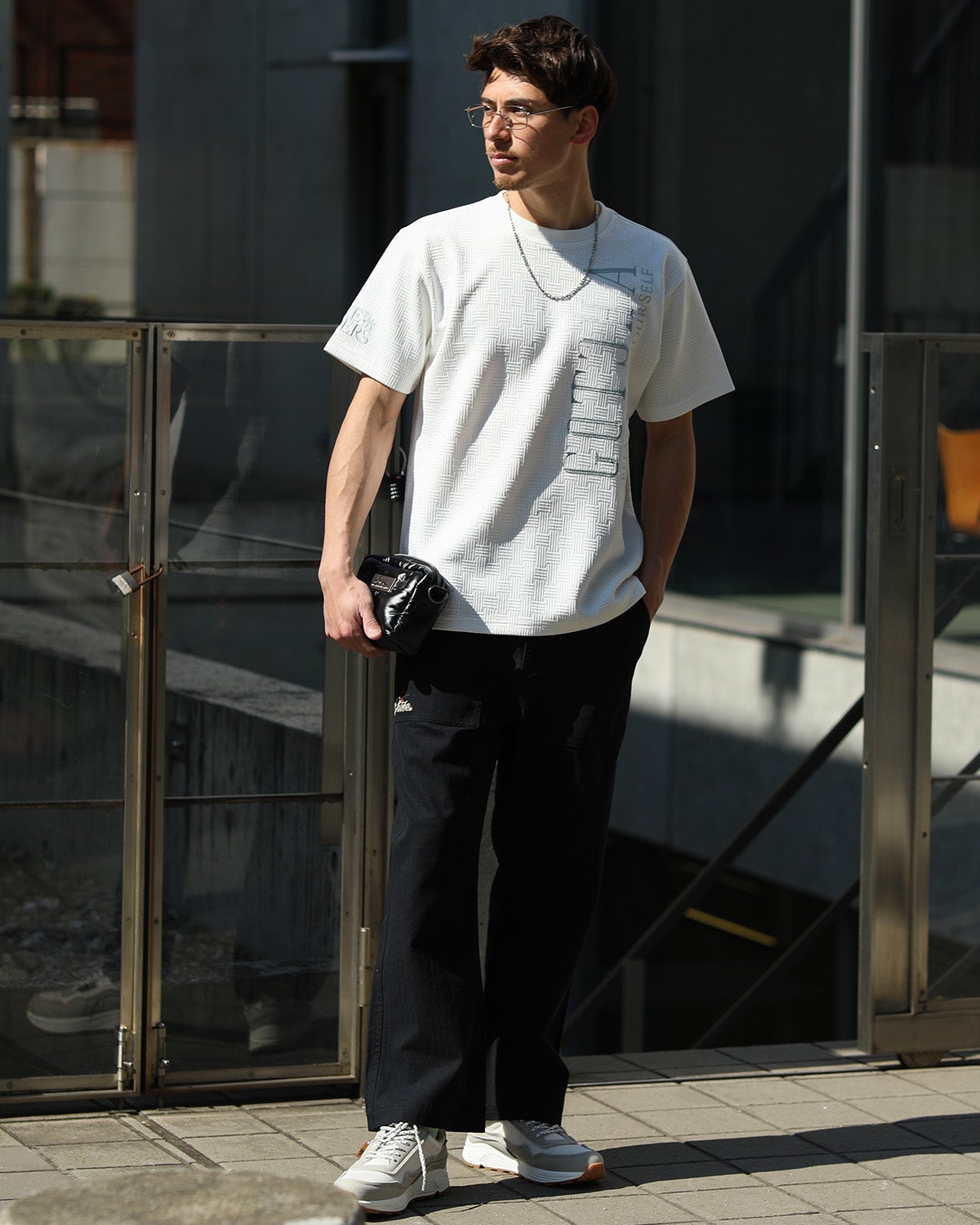 ホワイト：180cm/70kg(Lサイズ着用)