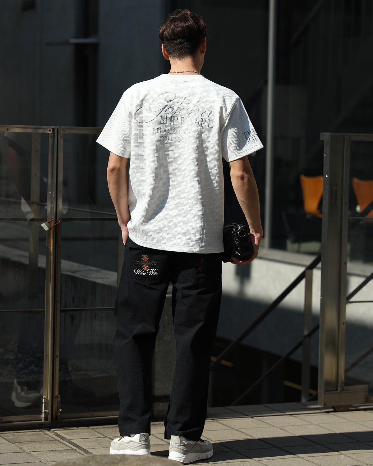 ホワイト：180cm/70kg(Lサイズ着用)