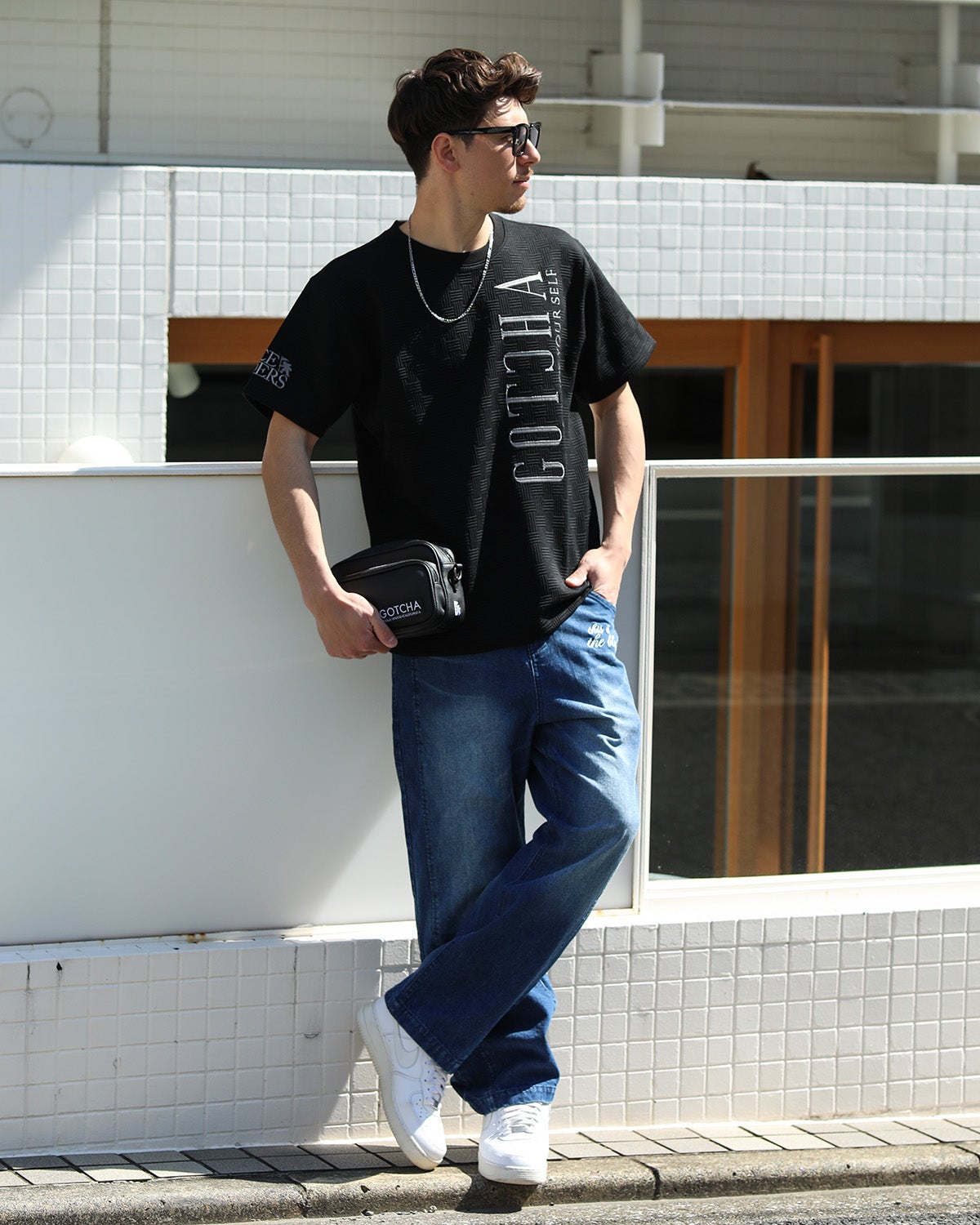 ブラック：180cm/70kg(Lサイズ着用)