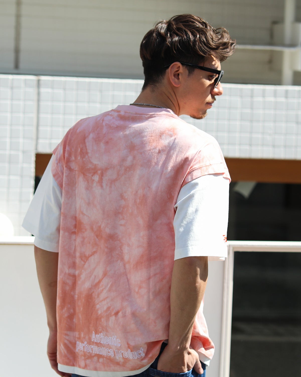 オレンジ：180cm/70kg(Lサイズ着用)