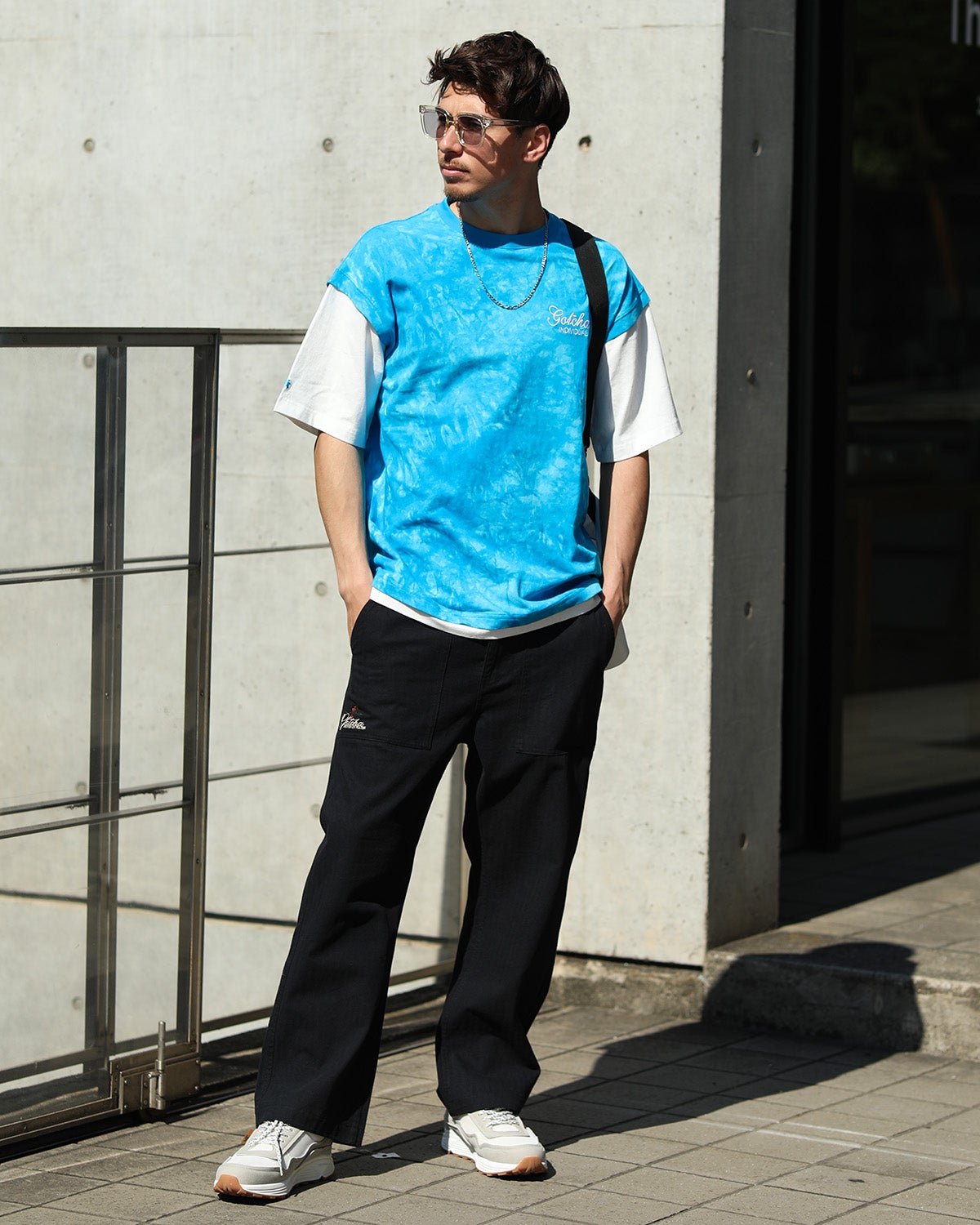 ターコイズ：180cm/70kg(Lサイズ着用)