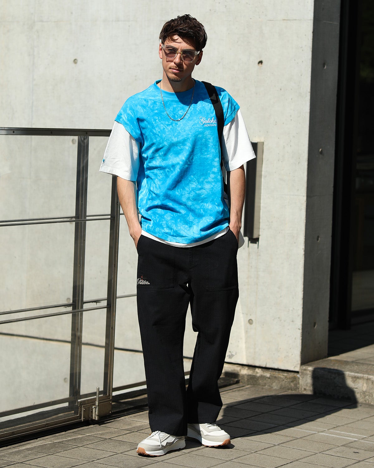 ターコイズ：180cm/70kg(Lサイズ着用)