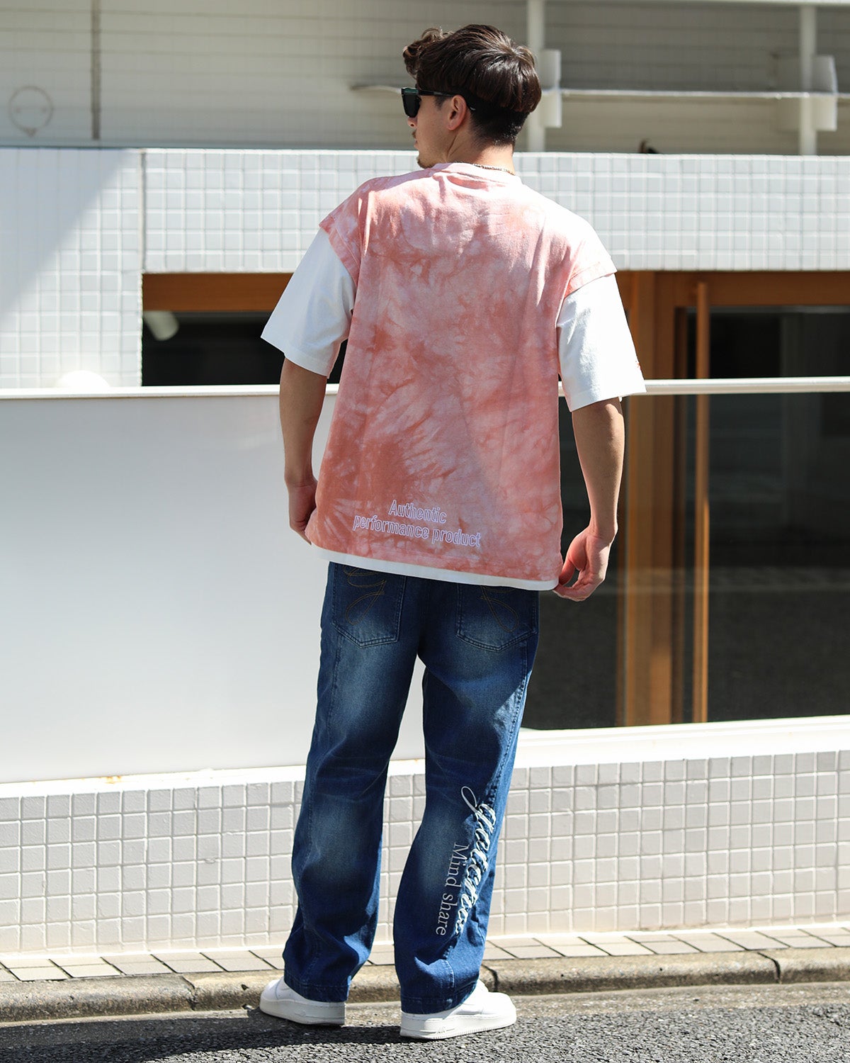 オレンジ：180cm/70kg(Lサイズ着用)