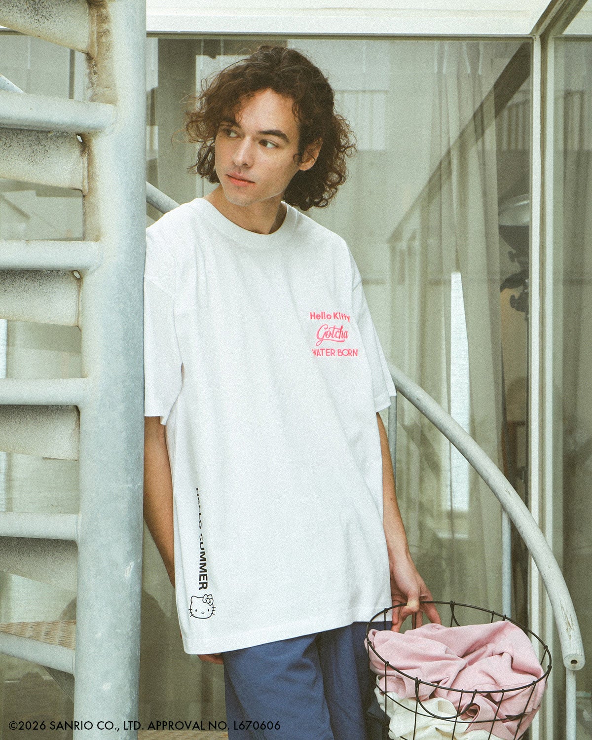 ホワイト:175cm66kg(Lサイズ着用)