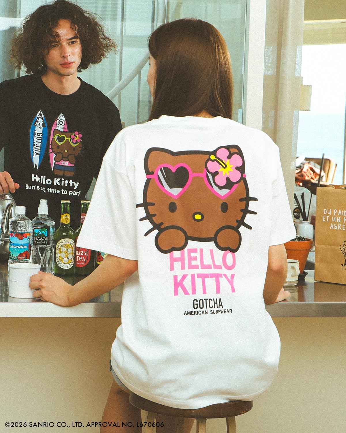 GOTCHA] 日焼け ハローキティ ビッグロゴ T | PEET ONLINE STORE