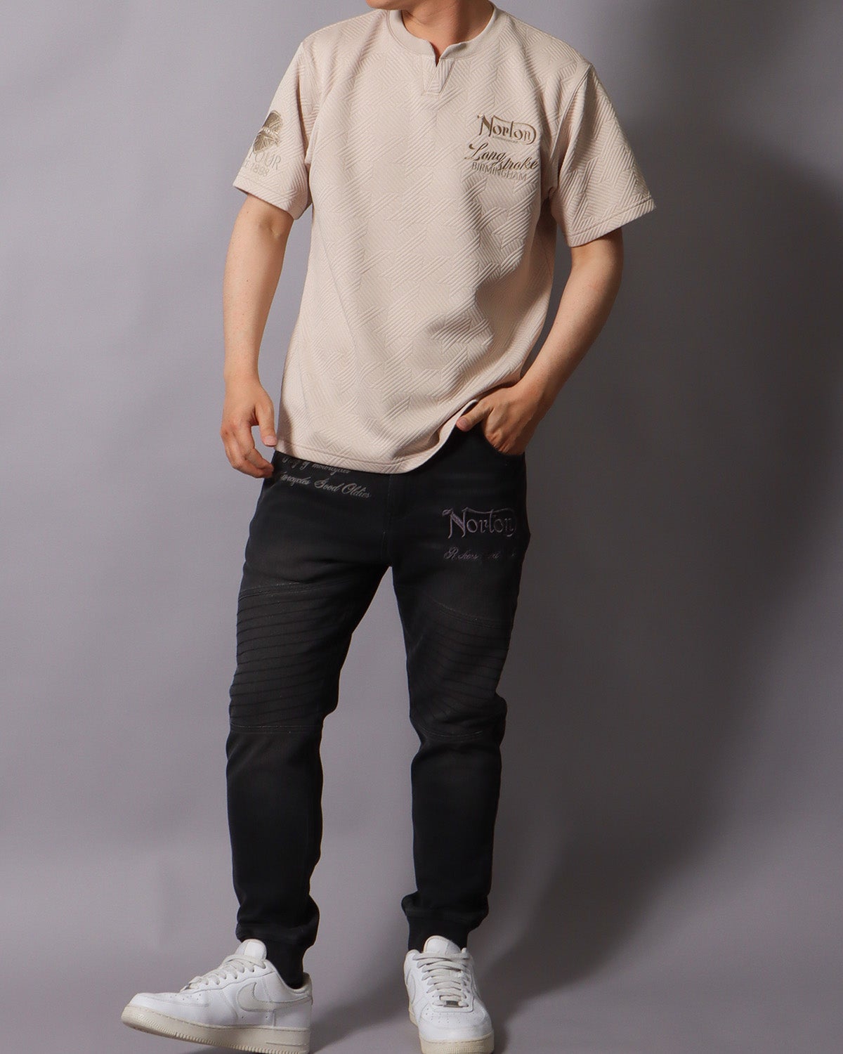 ブラック：178cm/75kg(Lサイズ着用)