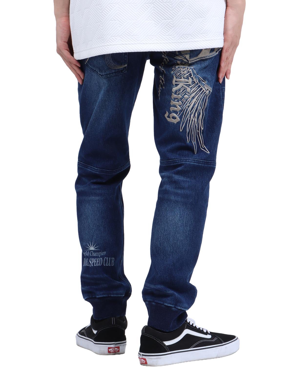 ブリーチ：173cm63kg(Lサイズ着用)