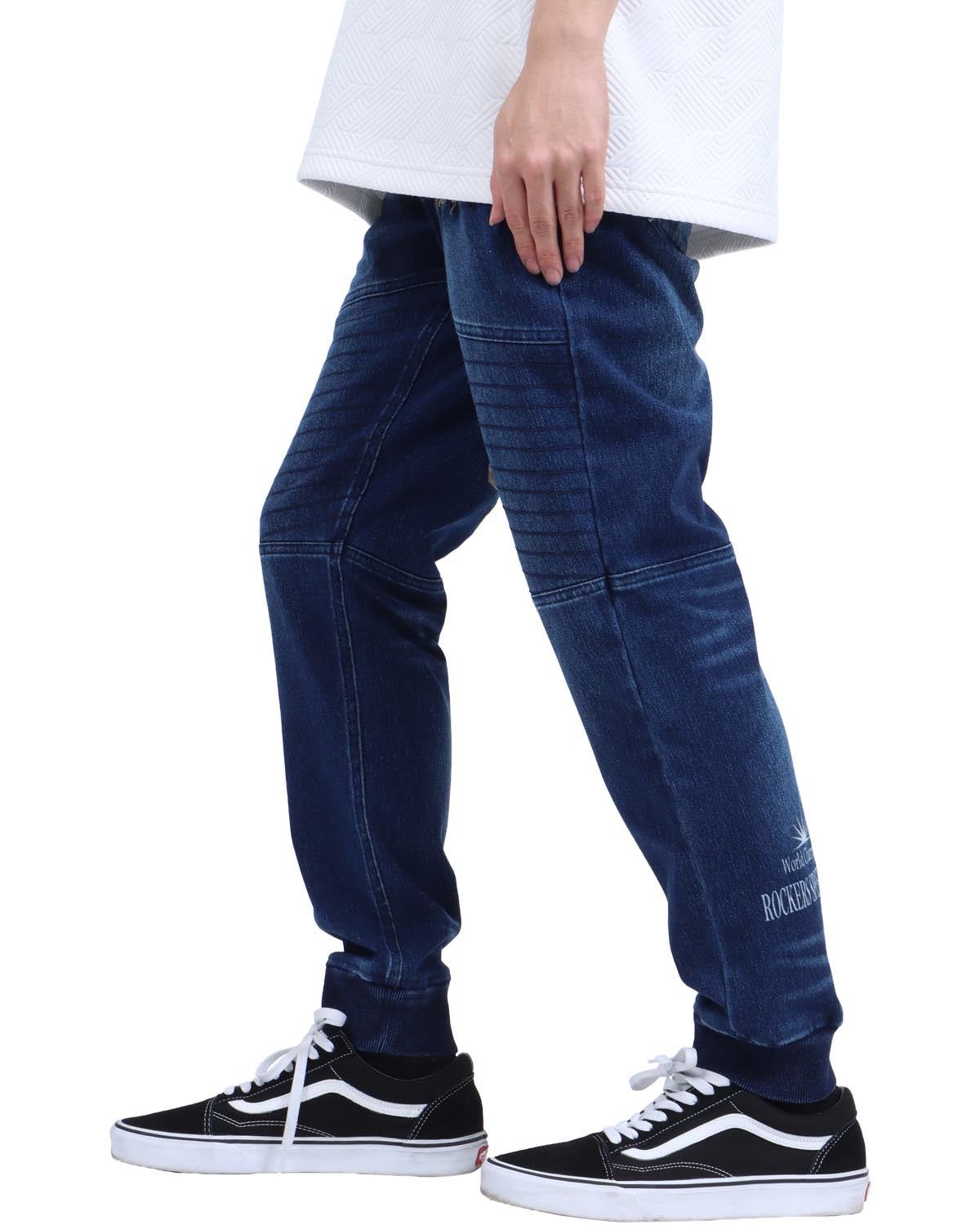 ブリーチ：173cm63kg(Lサイズ着用)