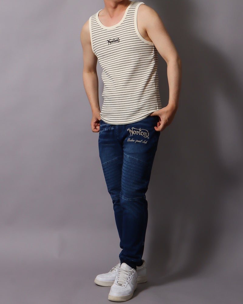 ホワイト：178cm/75kg(Lサイズ着用)