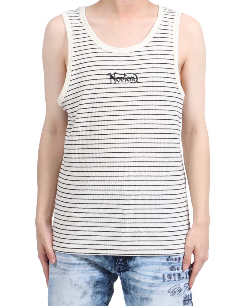 ホワイト：173cm63kg(Lサイズ着用)