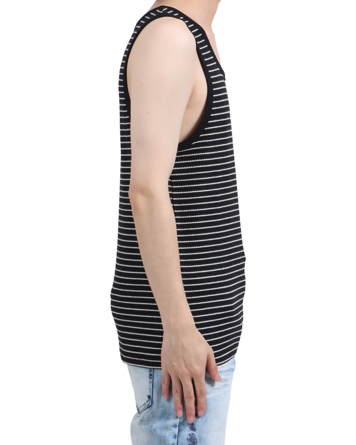 ブラック：173cm63kg(Lサイズ着用)