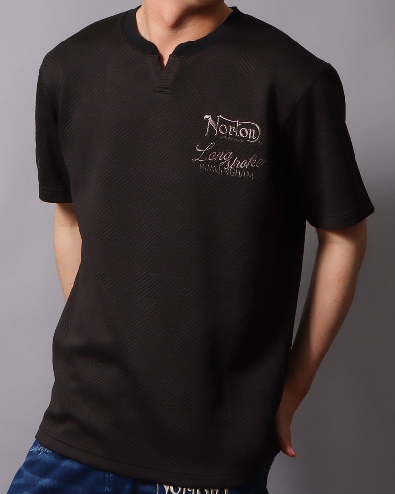 ブラック：178cm/75kg(Lサイズ着用)