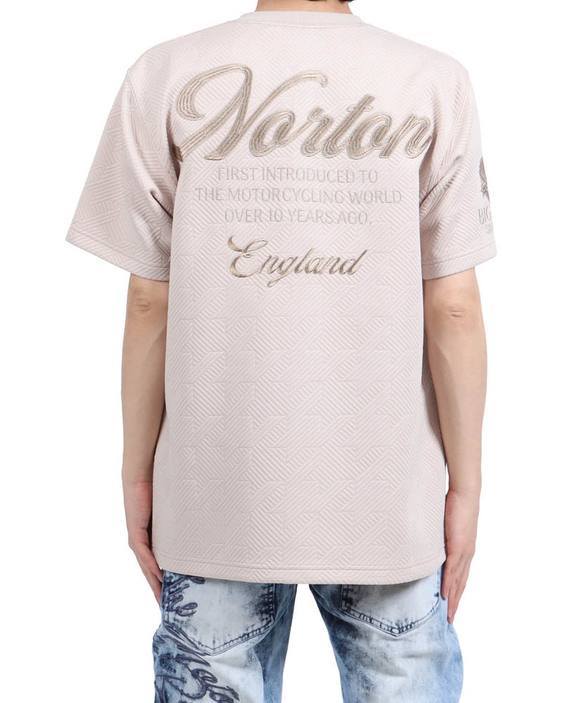 ベージュ：173cm63kg(Lサイズ着用)