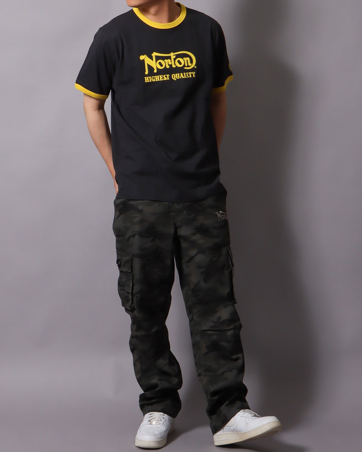 チャコール：178cm/75kg(Lサイズ着用)