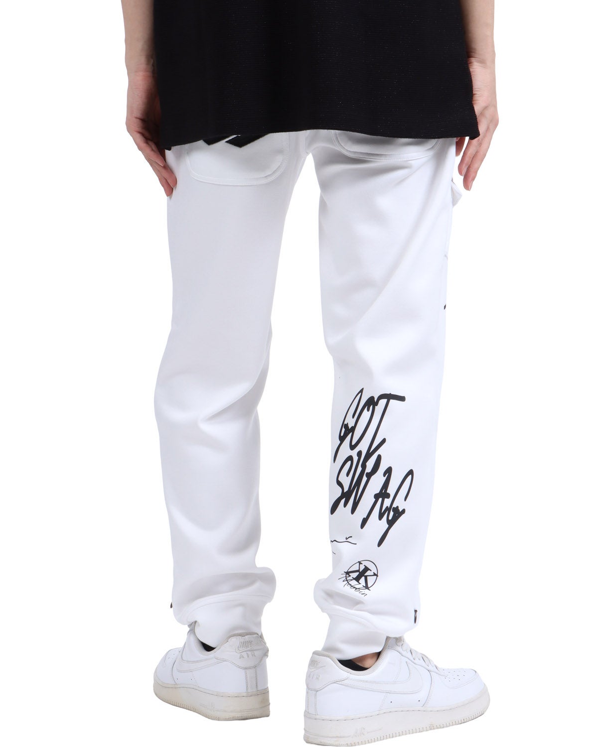 ホワイト：173cm63kg(Lサイズ着用)