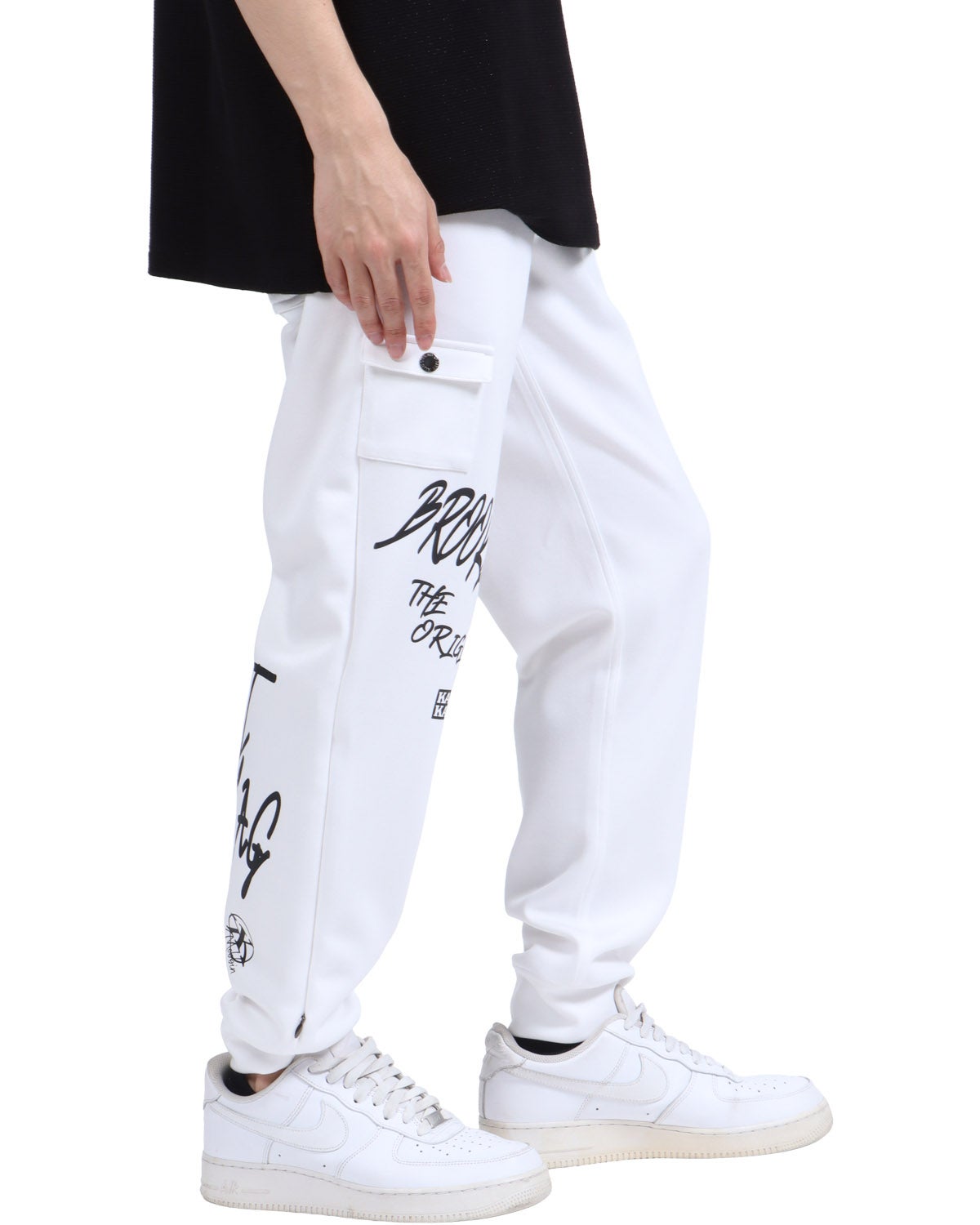 ホワイト：173cm63kg(Lサイズ着用)