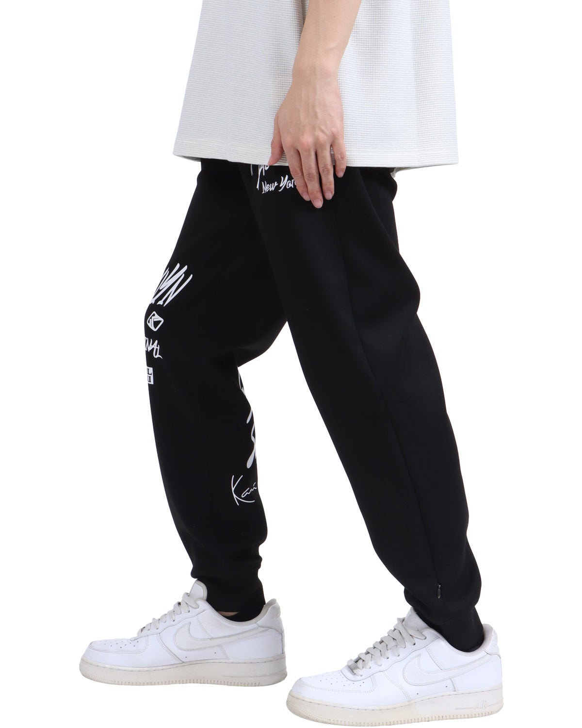 Karl Kani] ダンボールニット グラフィティロゴ スウェットパンツ