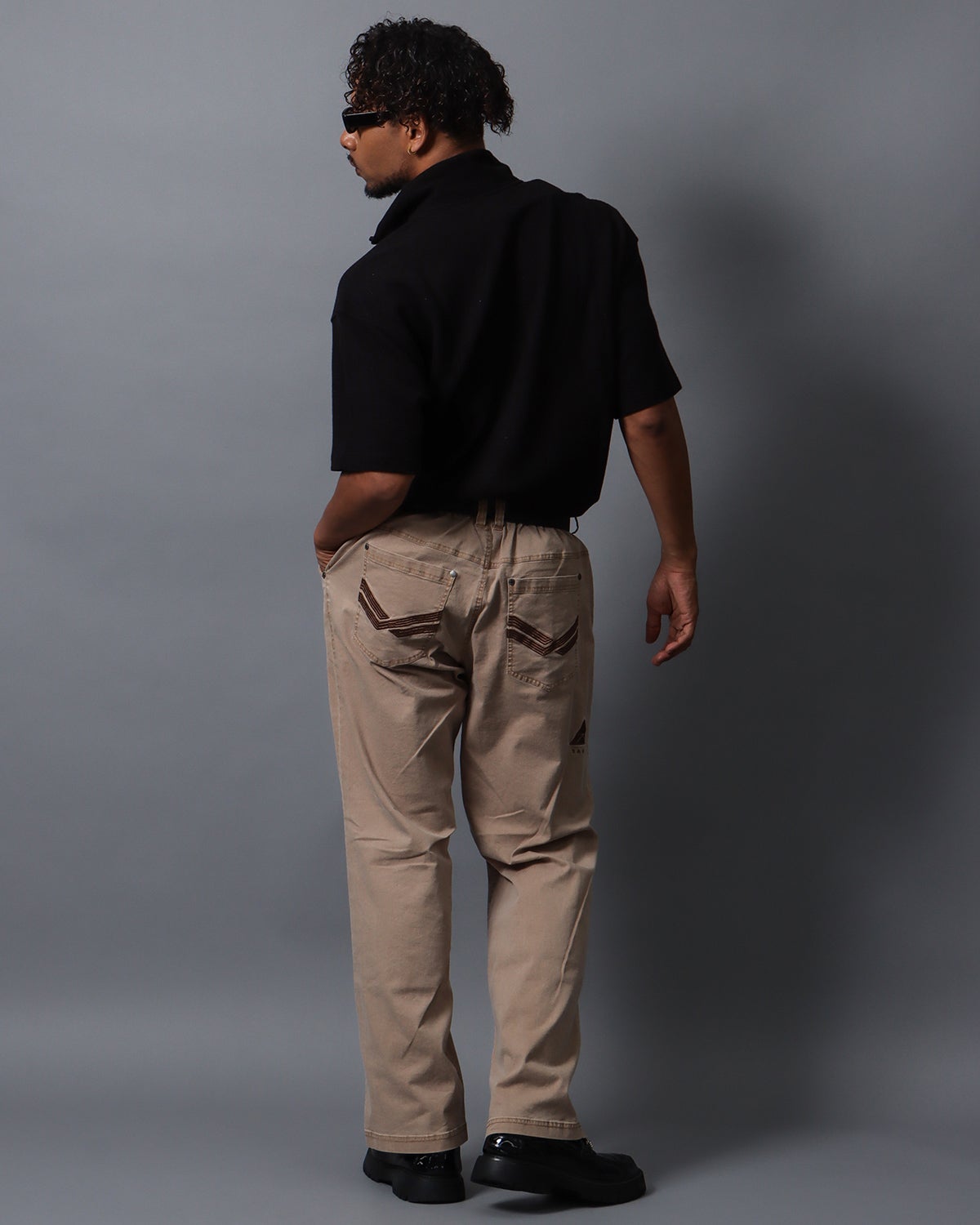 ブラック：183cm(XLサイズ着用)