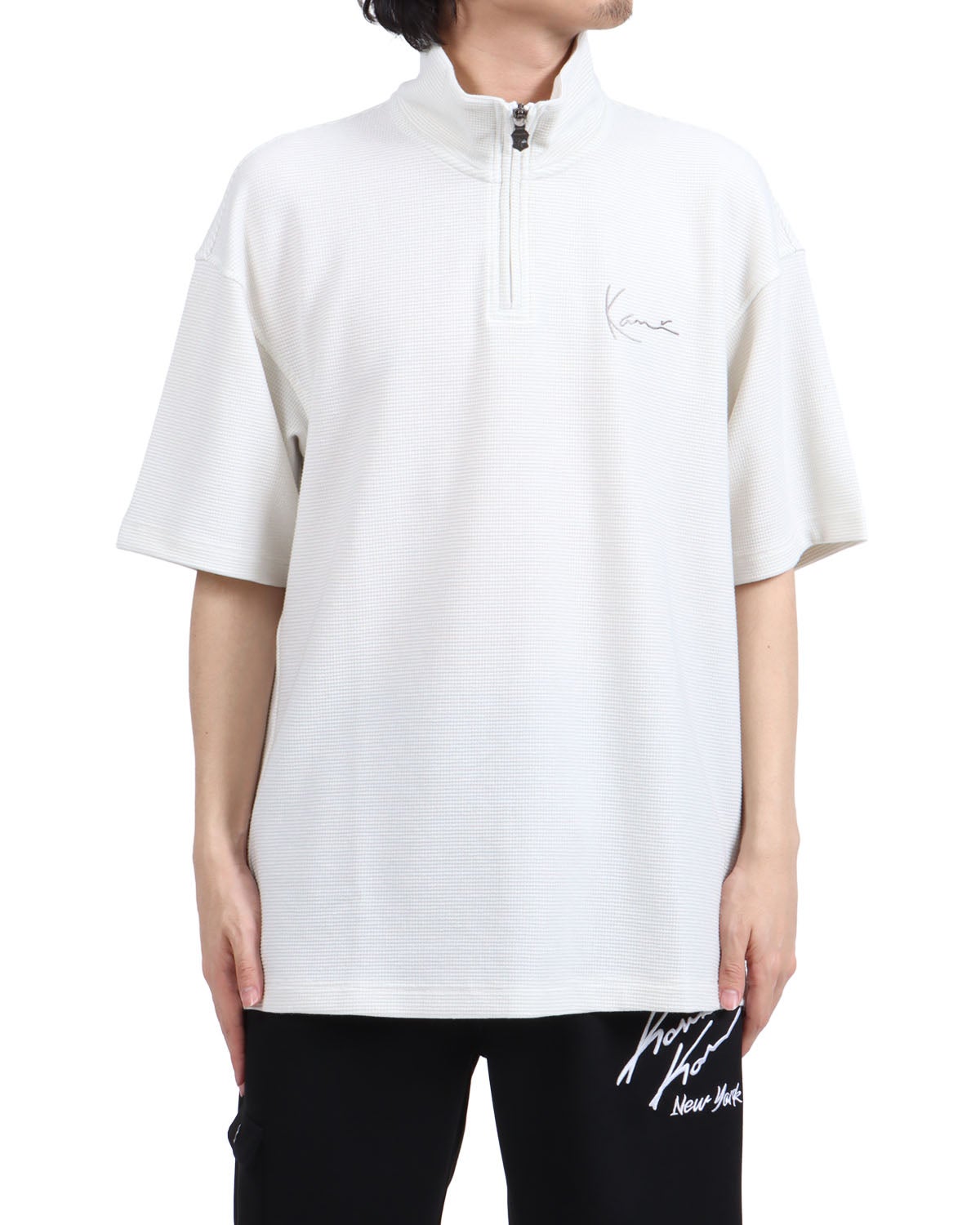 ホワイト：173cm63kg(Lサイズ着用)