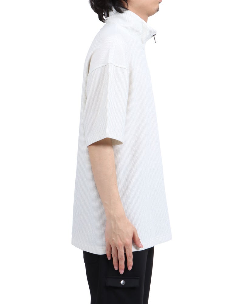 ホワイト：173cm63kg(Lサイズ着用)