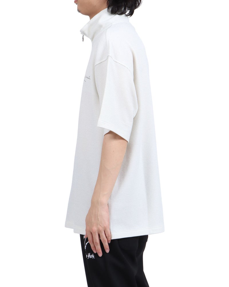 ホワイト：173cm63kg(Lサイズ着用)