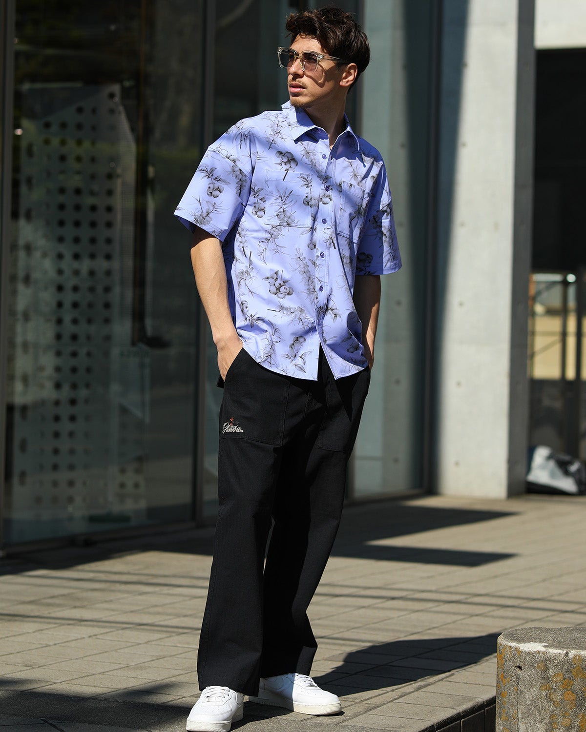 パープル：180cm/70kg(Lサイズ着用)