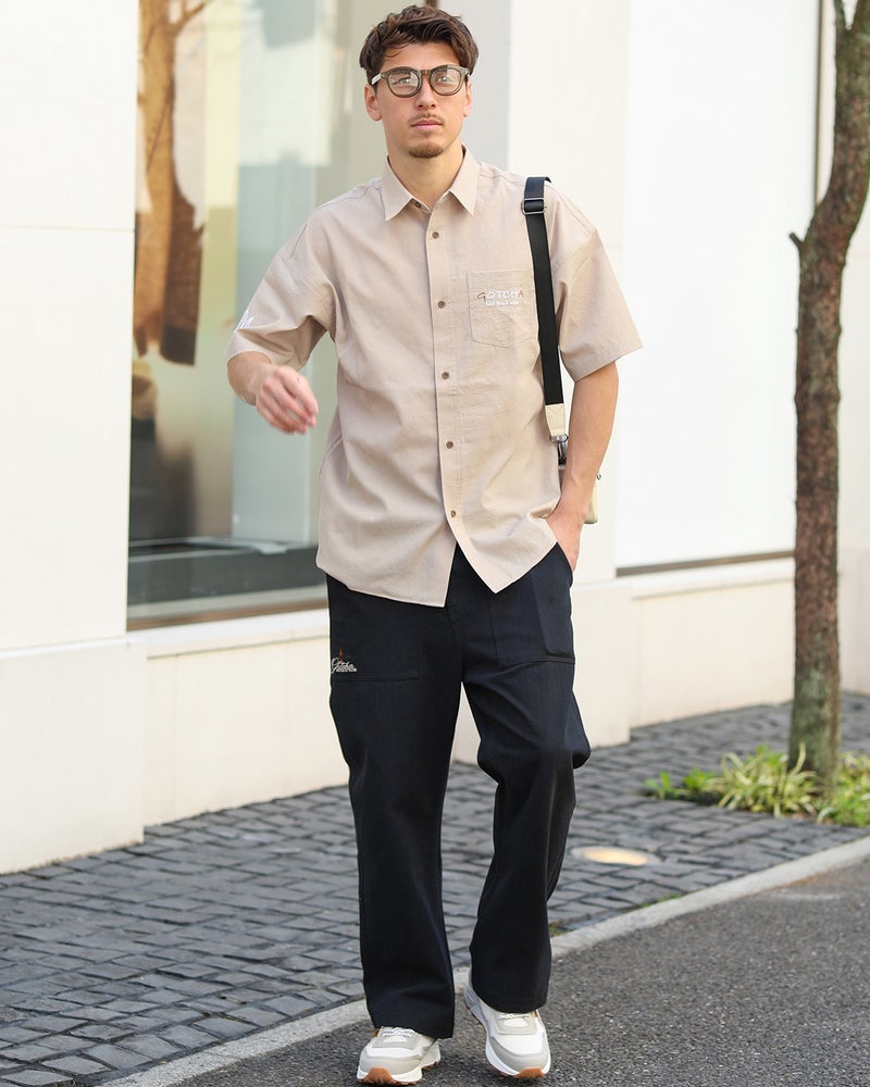 ベージュ：180cm/70kg(Lサイズ着用)