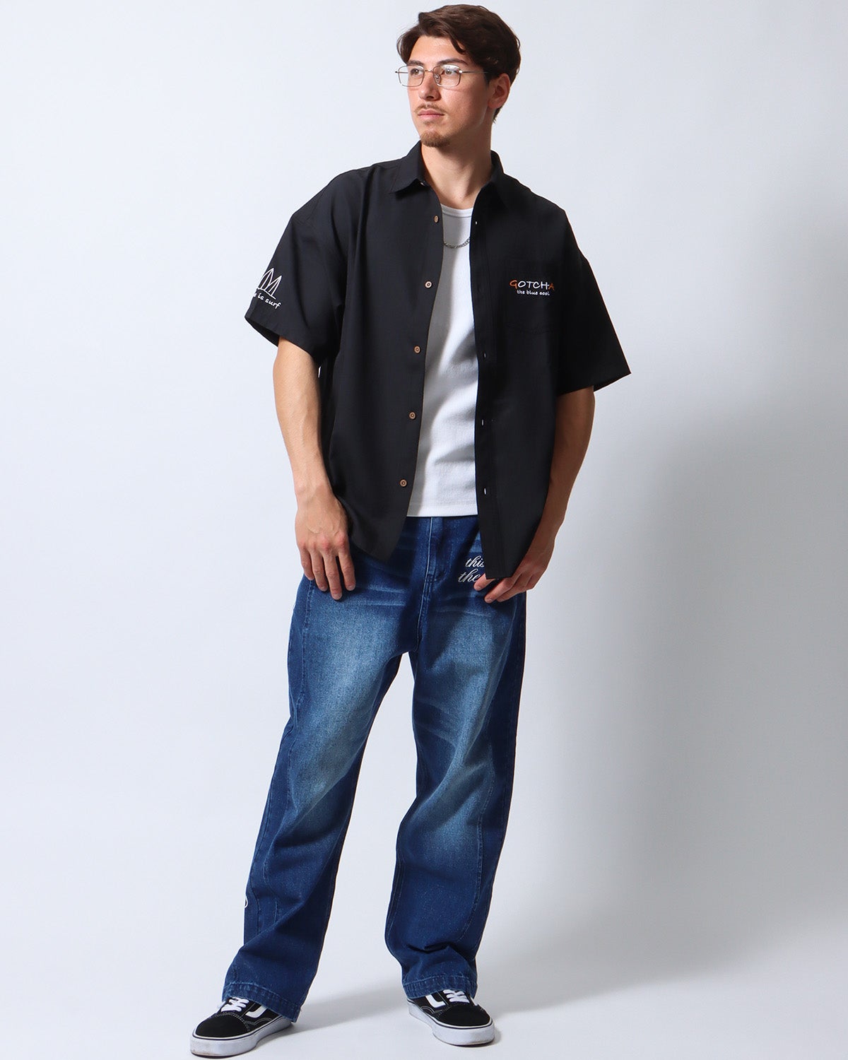 ブラック：180cm/70kg(Lサイズ着用)