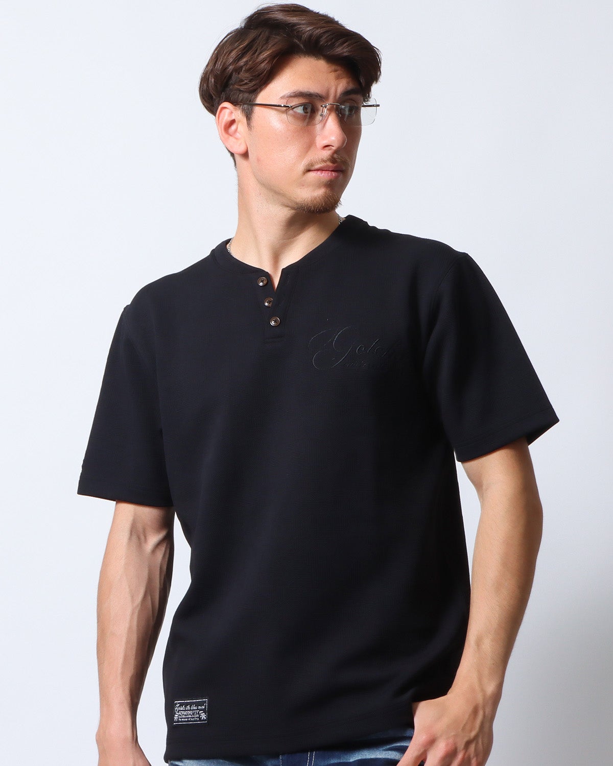 ブラック:180cm70kg(Lサイズ着用)