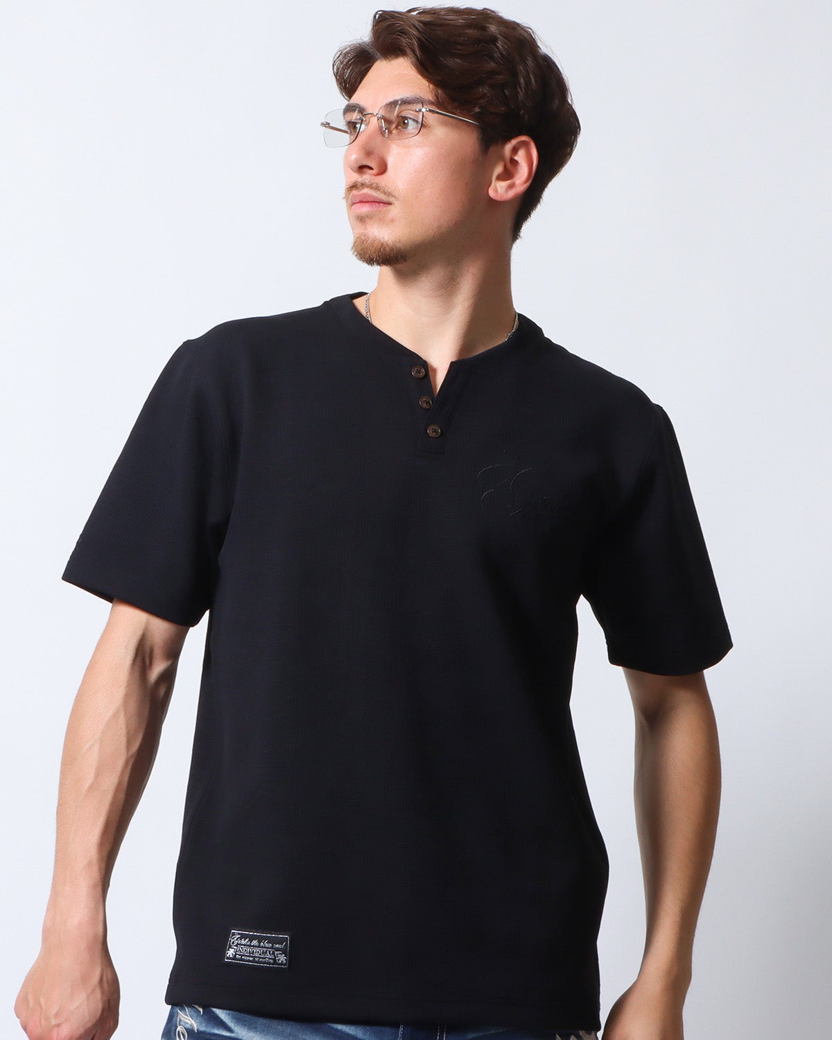 ブラック:180cm70kg(Lサイズ着用)