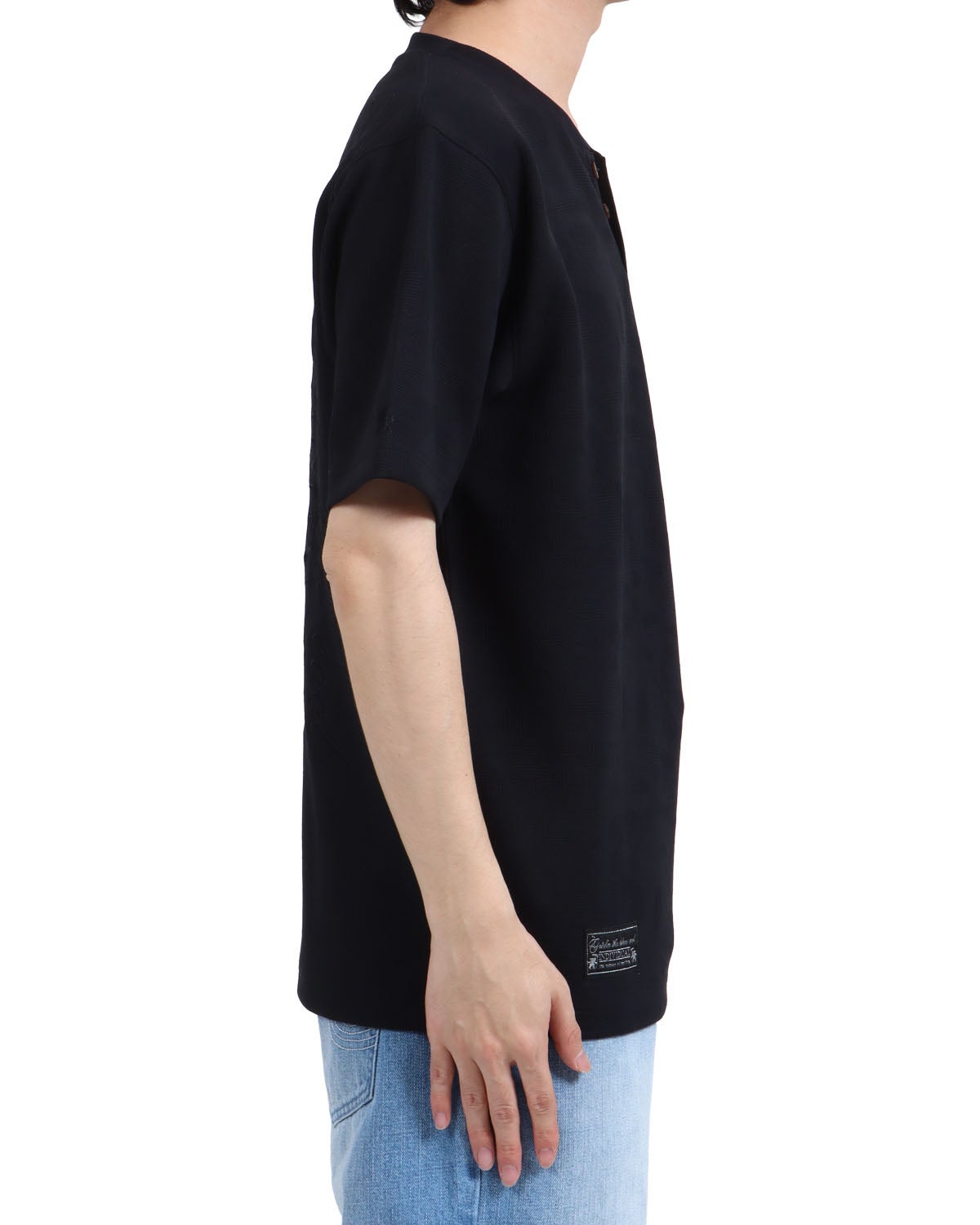 ブラック：173cm63kg(Lサイズ着用)