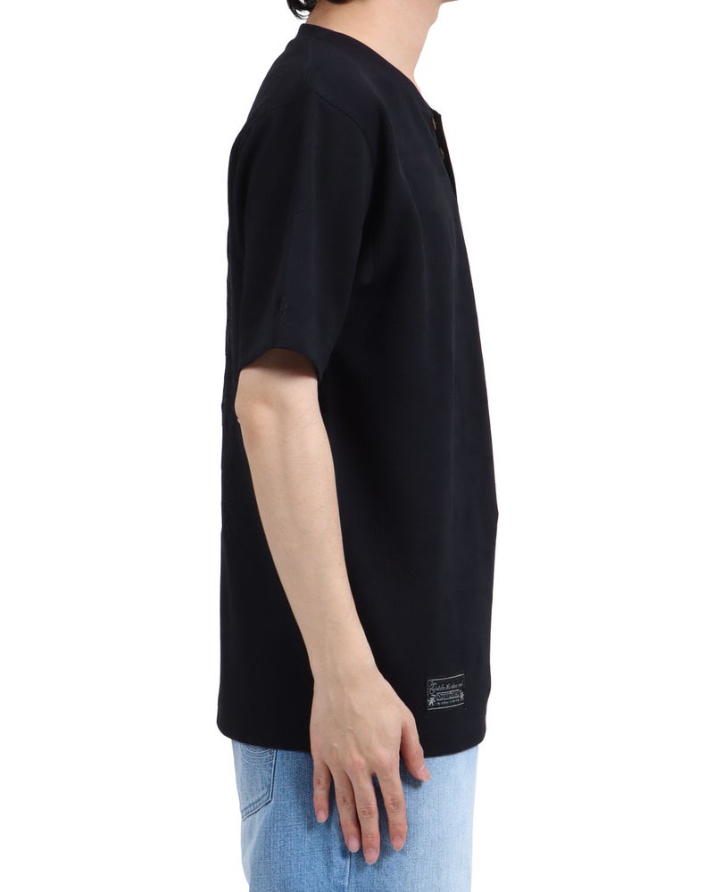 ブラック：173cm63kg(Lサイズ着用)