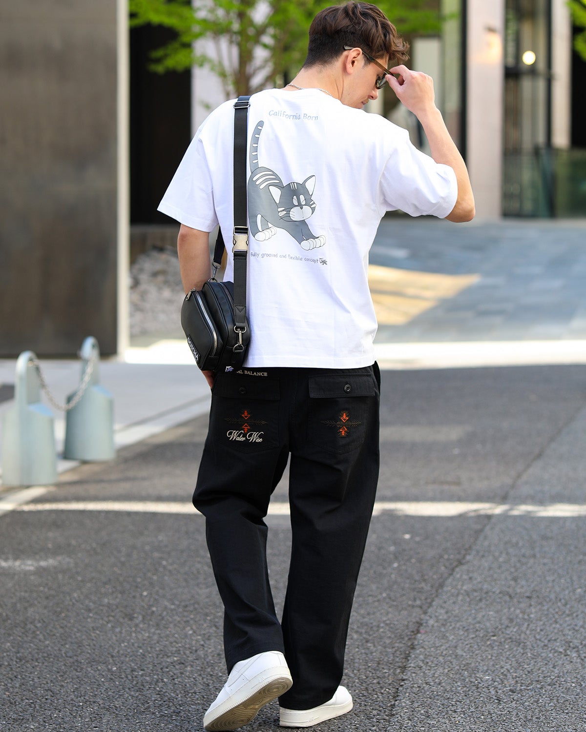 ホワイト：180cm/70kg(Lサイズ着用)