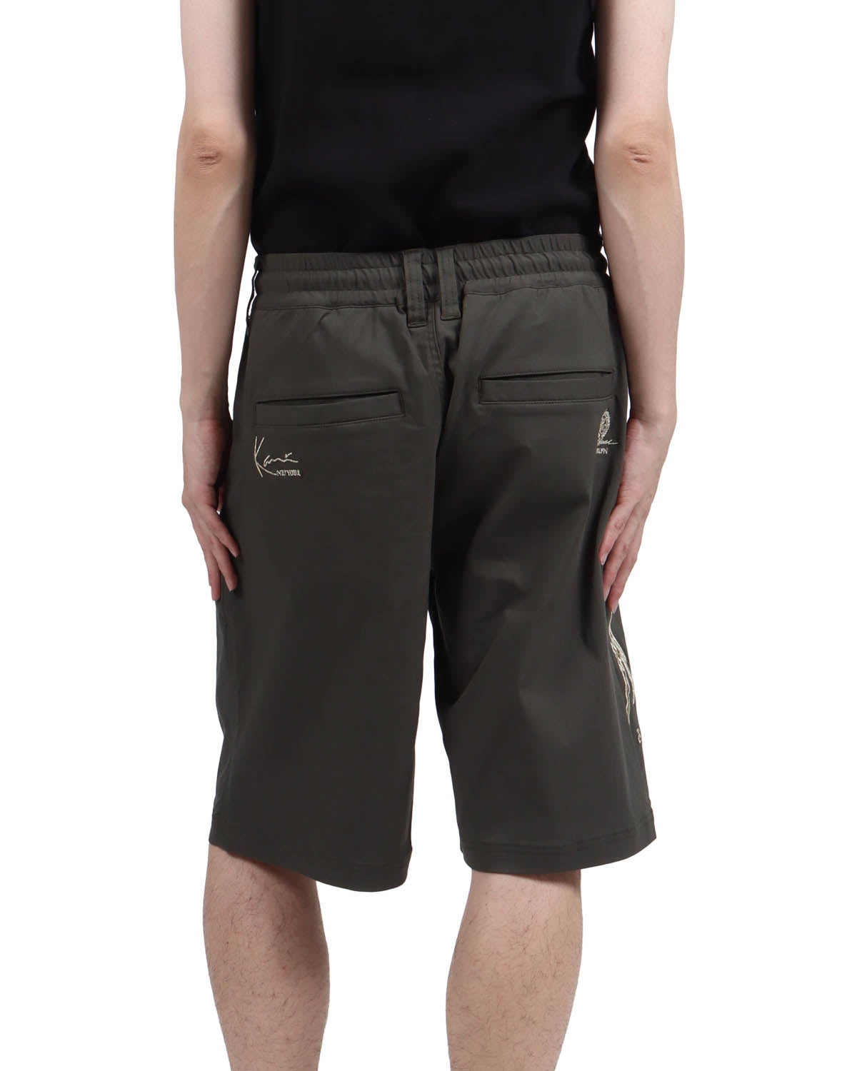 カーキ：173cm63kg(Lサイズ着用)