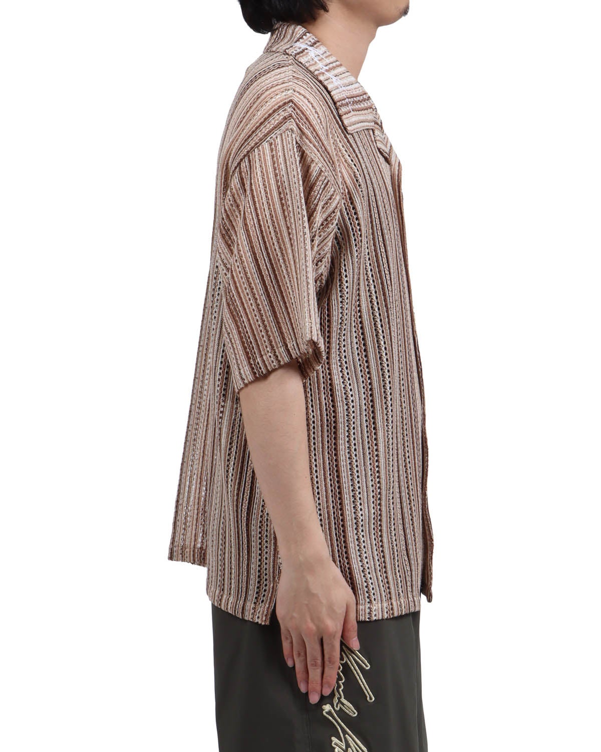 ベージュ：173cm63kg(Lサイズ着用)